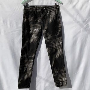 Elie Tahari Abstract Printed Ankle Pant - Size 4